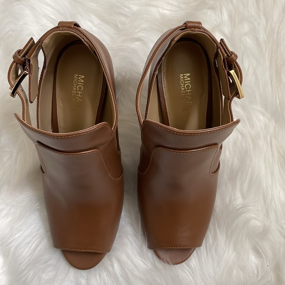 MK peep toe ankle booties - Picture 4 of 6